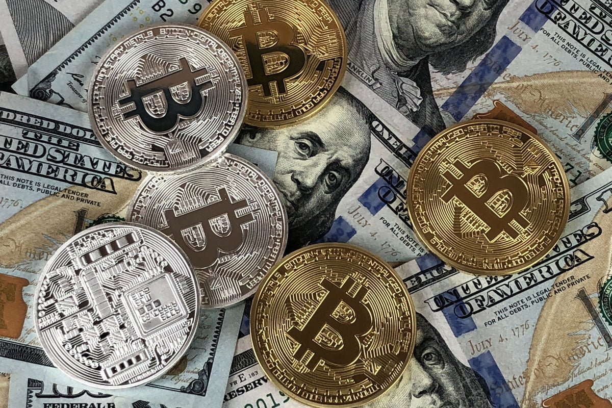 Top Headlines: Fraud Charges Against Argentine President, Binance on Sale, JP Morgan Buys $MSTR